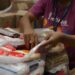 Destino Certo, do Assaí, redireciona quase 2 toneladas de alimentos para doação e viabiliza 3,2 mil refeições, no Amazonas