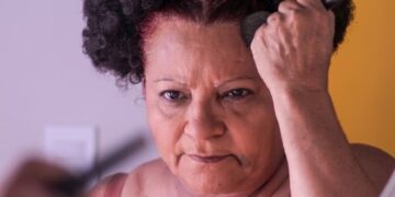 Espetáculo “Cuidado com o Lalau”, da atriz Rosa Malagueta, leva debate sobre violência contra a mulher a escolas de Manaus