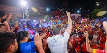 Cidade anuncia propostas para modernizar educação em reuniões nas zonas Norte e Leste de Manaus