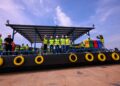 Governador Cidade inspeciona construção de terminais flutuantes para comunidades do interior
