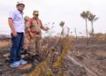 Governador do Amazonas acompanha combate a incêndio de grandes proporções na AM-070