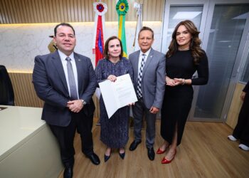 Presidente do TCE-AM apresenta PL para regular data-base dos servidores da Corte de Contas