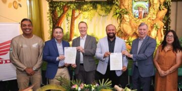 Moto Honda firma Termo de Cooperação com Secretaria de Educação de Manaus para fortalecer iniciativas ambientais
