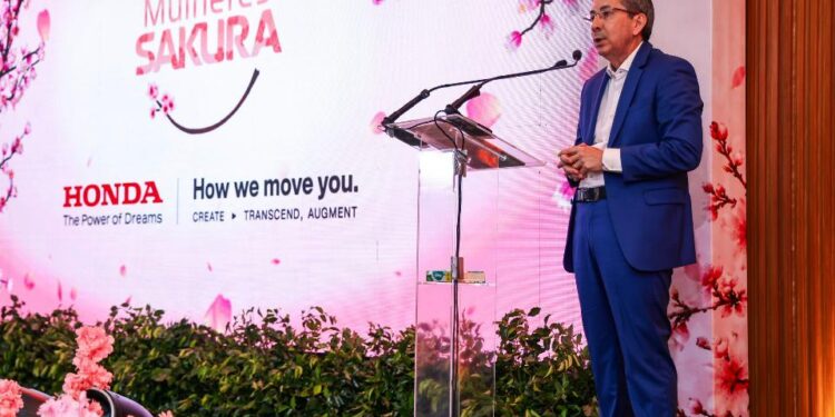 Honda forma primeira turma do Projeto Mulheres Sakura e contrata jovens para atuar na fábrica de Manaus