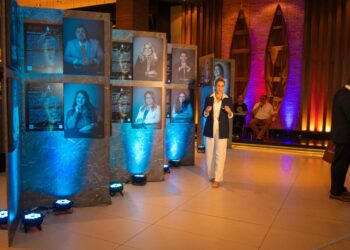 Shopping Manaus ViaNorte recebe exposição que homenageia nomes da advocacia amazonense