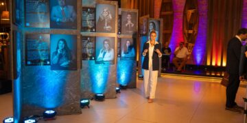 Shopping Manaus ViaNorte recebe exposição que homenageia nomes da advocacia amazonense