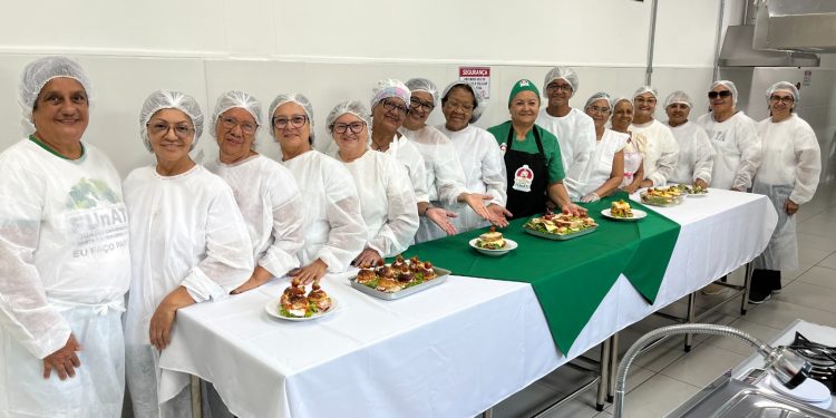 FUnATI oferece oficina de Gastronomia Funcional para pessoas 60+