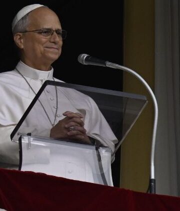 ‘Obrigado a todos que rezaram por mim, senti o apoio de vocês’, diz Leão XIV