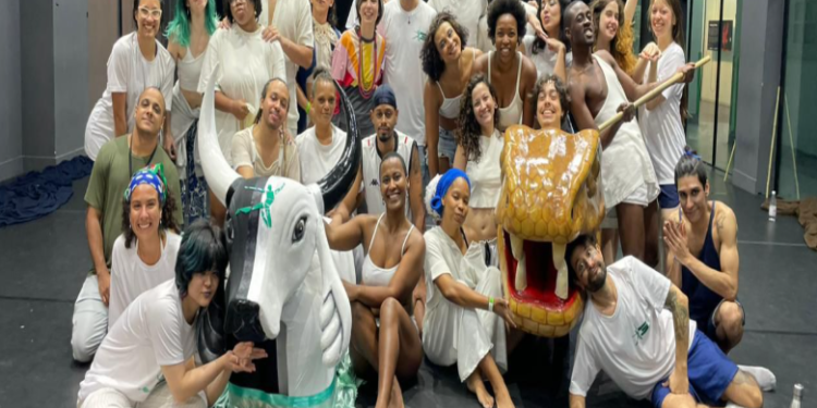 Coreógrafo Wilson Junior amplia a cultura do Boi-bumbá para o restante do Brasil   